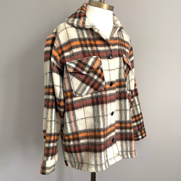 Vintage Plaid Wool Bellaire Bell Shirt Light Jacket / Shacket - Medium 🇨🇦 - Picture 4 of 10